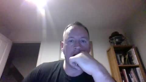 Snapshot of subpig84 chatting on 02-28-26, 07:37 Sub Male online show from 02-28-26, 07:37