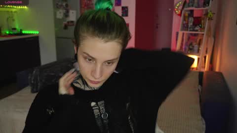 Snapshot of succubus_66 chatting on 12-14-24, 09:40 succubus_66 online show from 12-14-24, 09:40