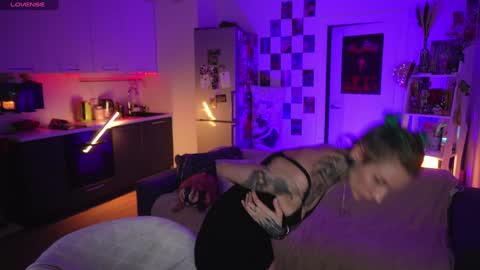 Snapshot of succubus_66 chatting on 12-15-24, 12:06 succubus_66 online show from 12-15-24, 12:06