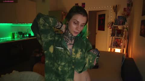 Snapshot of succubus_66 chatting on 12-20-24, 03:00 succubus_66 online show from 12-20-24, 03:00