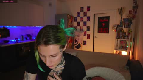 Snapshot of succubus_66 chatting on 12-31-24, 08:59 succubus_66 online show from 12-31-24, 08:59