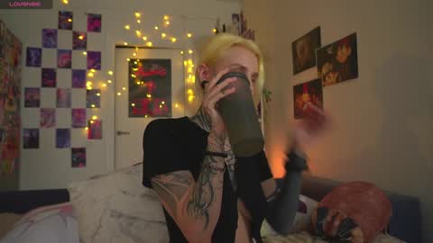 Snapshot of succubus_66 chatting on 01-13-25, 09:08 succubus_66 online show from 01-13-25, 09:08