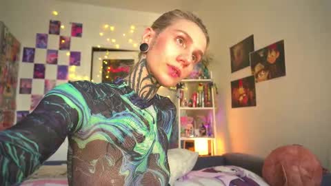 Snapshot of succubus_66 chatting on 03-01-25, 09:18 succubus_66 online show from 03-01-25, 09:18