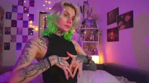 Snapshot of succubus_66 chatting on 03-06-25, 02:18 succubus_66 online show from 03-06-25, 02:18