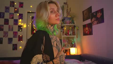 Snapshot of succubus_66 chatting on 03-07-25, 06:00 succubus_66 online show from 03-07-25, 06:00