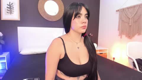 Luna  online show from 09-16-25, 03:07