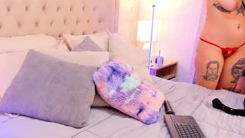 Luna  online show from 11-06-25, 08:21