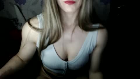 Snapshot of succubusqueen669 chatting on 03-28-26, 01:49 succubusqueen669 online show from 03-28-26, 01:49