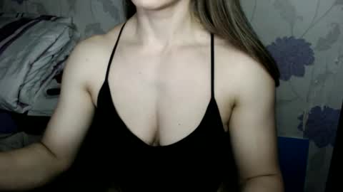 Snapshot of succubusqueen669 chatting on 04-18-26, 10:10 succubusqueen669 online show from 04-18-26, 10:10