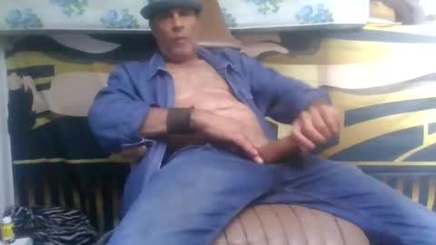 SUCKITU812 online show from 10-17-25, 09:45