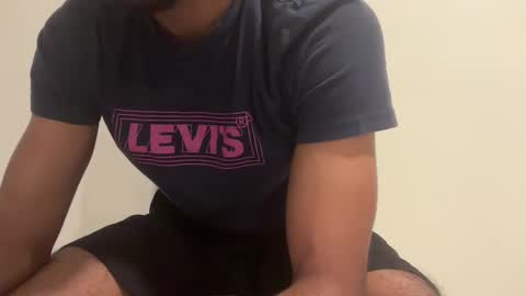 Snapshot of suckmiiiii chatting on 11-18-25, 06:23 Allyours online show from 11-18-25, 06:23