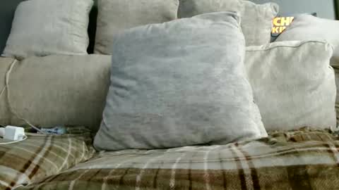 suckmywhitecock25 online show from 02-15-26, 06:15