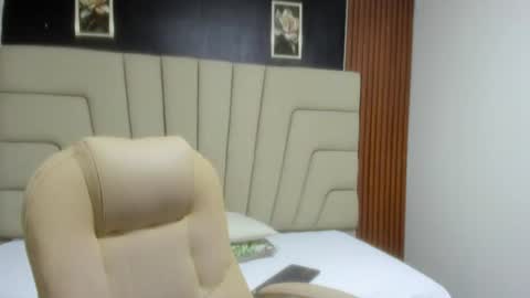sue_stark online show from 08-03-26, 07:50