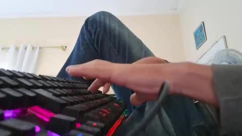 Snapshot of sueliton41 chatting on 02-28-26, 07:48 sueliton41 online show from 02-28-26, 07:48