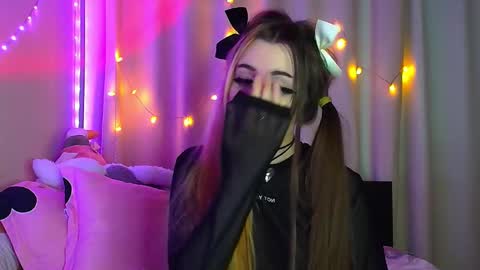 Sue online show from 02-16-25, 05:37