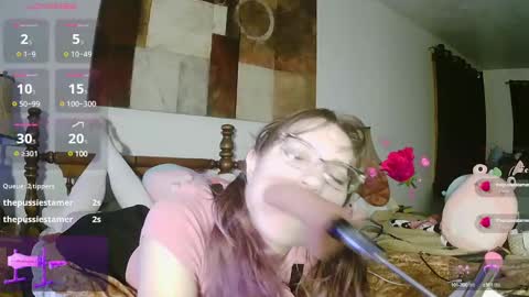 Snapshot of sufferbunny chatting on 12-13-24, 11:06 Nikki Sabel online show from 12-13-24, 11:06
