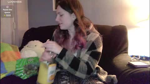 Snapshot of sufferbunny chatting on 02-27-25, 01:49 Nikki Sabel online show from 02-27-25, 01:49