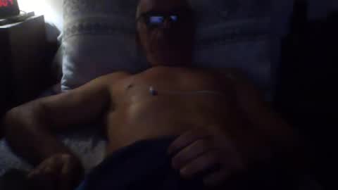 Snapshot of sugar1971 chatting on 09-17-25, 06:04 paolo online show from 09-17-25, 06:04