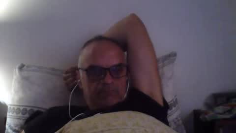 Snapshot of sugar1971 chatting on 03-03-26, 07:36 paolo online show from 03-03-26, 07:36