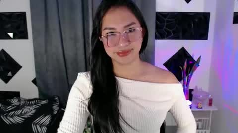 sugar_chloe17 online show from 10-17-25, 09:28