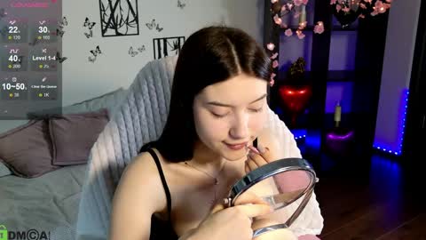 Snapshot of sugar_kitten12 chatting on 06-08-26, 01:28 Jane online show from 06-08-26, 01:28