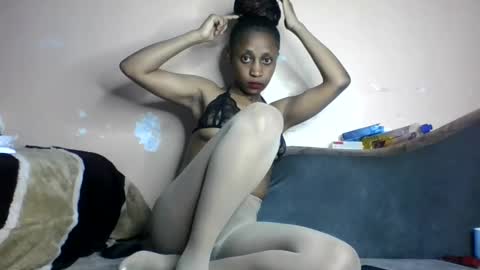 Snapshot of sugar_lace chatting on 05-25-26, 09:43 sugar online show from 05-25-26, 09:43