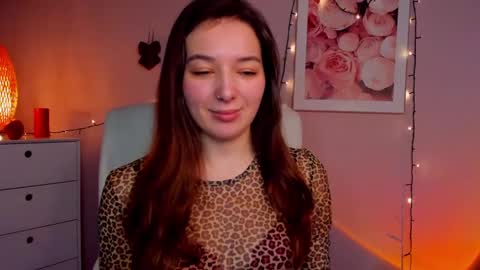 Snapshot of sugar_xmegan chatting on 02-20-25, 06:02 Megan online show from 02-20-25, 06:02