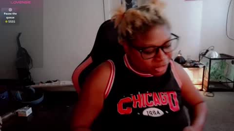 Snapshot of sugarbearlove87 chatting on 10-06-25, 04:26 lexi love online show from 10-06-25, 04:26