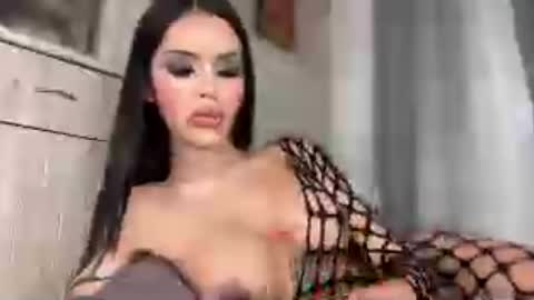 Snapshot of sugarhoneysw8 chatting on 07-10-26, 03:00 Jess online show from 07-10-26, 03:00