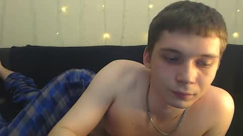 Snapshot of sugarrebit chatting on 12-28-24, 04:09 Sugarbutter  online show from 12-28-24, 04:09