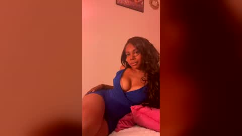 Snapshot of sugarwithkim chatting on 06-27-26, 02:12 Kim Lee online show from 06-27-26, 02:12