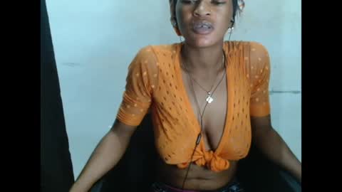 Snapshot of sugarxpussy chatting on 04-17-26, 10:13 sugarxpussy online show from 04-17-26, 10:13