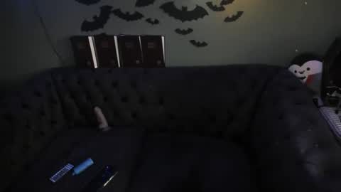 Sugary online show from 01-17-25, 03:32