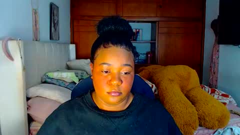 Cami   Back in 2 hours online show from 11-27-25, 06:48