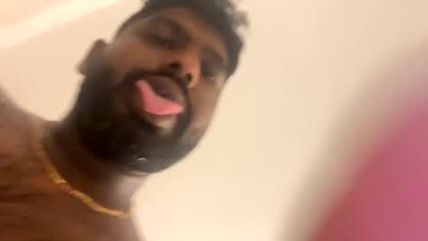 Snapshot of suggnight chatting on 09-29-25, 04:12 Let me be your knight that saves you online show from 09-29-25, 04:12