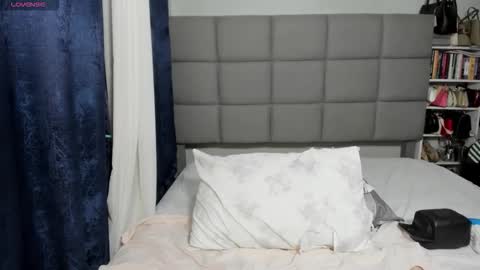 suhaila_suu online show from 11-23-25, 11:48