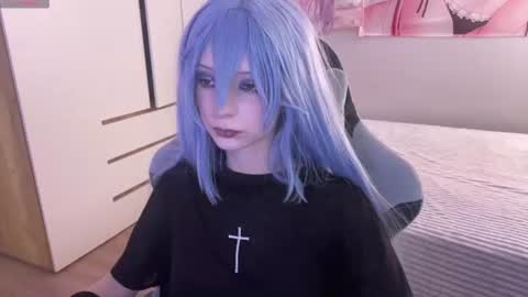 Snapshot of suicide_yuno chatting on 07-20-26, 04:05 Yunoo online show from 07-20-26, 04:05