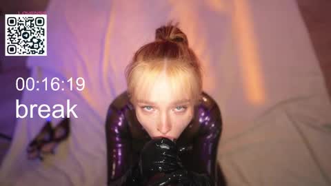 Lika ginger  Jessy blond   online show from 02-17-26, 03:03