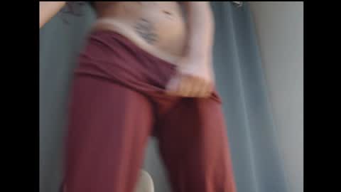 Snapshot of sukanan chatting on 10-27-25, 12:04 Sukanan online show from 10-27-25, 12:04