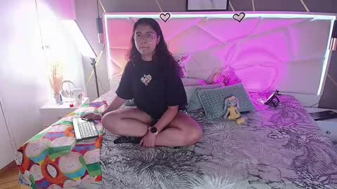 Snapshot of sukirush chatting on 11-11-25, 11:54 SUKI online show from 11-11-25, 11:54