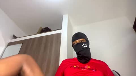 Snapshot of sultryaura chatting on 02-28-26, 02:01 maskedtemptress online show from 02-28-26, 02:01