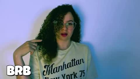 Snapshot of sultrysecrets_ chatting on 09-26-25, 07:51 Ann online show from 09-26-25, 07:51