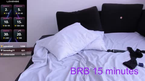 Snapshot of sumeragi_cat chatting on 12-12-24, 07:04 Nicolle  online show from 12-12-24, 07:04