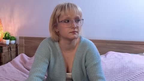 Karen online show from 12-01-25, 09:25