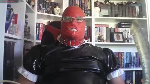 Snapshot of sumisolatex chatting on 09-23-25, 01:58 Sumisolatex online show from 09-23-25, 01:58