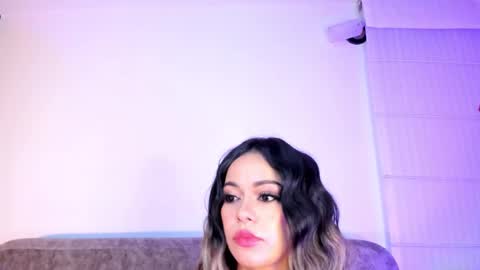 Snapshot of summer_holiday chatting on 01-02-25, 05:24 OnlyFans summer holiday online show from 01-02-25, 05:24