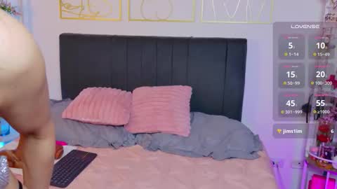 Snapshot of summer_holiday chatting on 10-13-25, 02:55 OnlyFans summer holiday online show from 10-13-25, 02:55