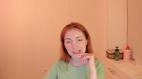 Snapshot of summer_preston chatting on 06-12-26, 09:03 Summer Preston online show from 06-12-26, 09:03