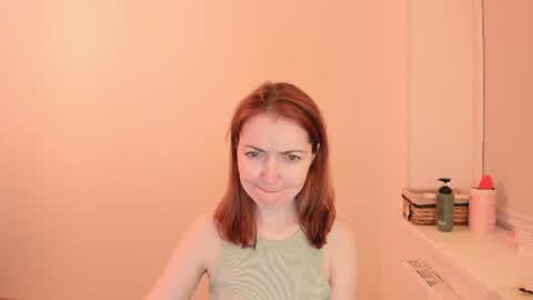 Snapshot of summer_preston chatting on 06-17-26, 06:42 Summer Preston online show from 06-17-26, 06:42