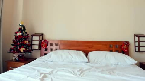 Snapshot of summer_sunshine_ chatting on 12-24-24, 07:39 Angel PVT show open online show from 12-24-24, 07:39